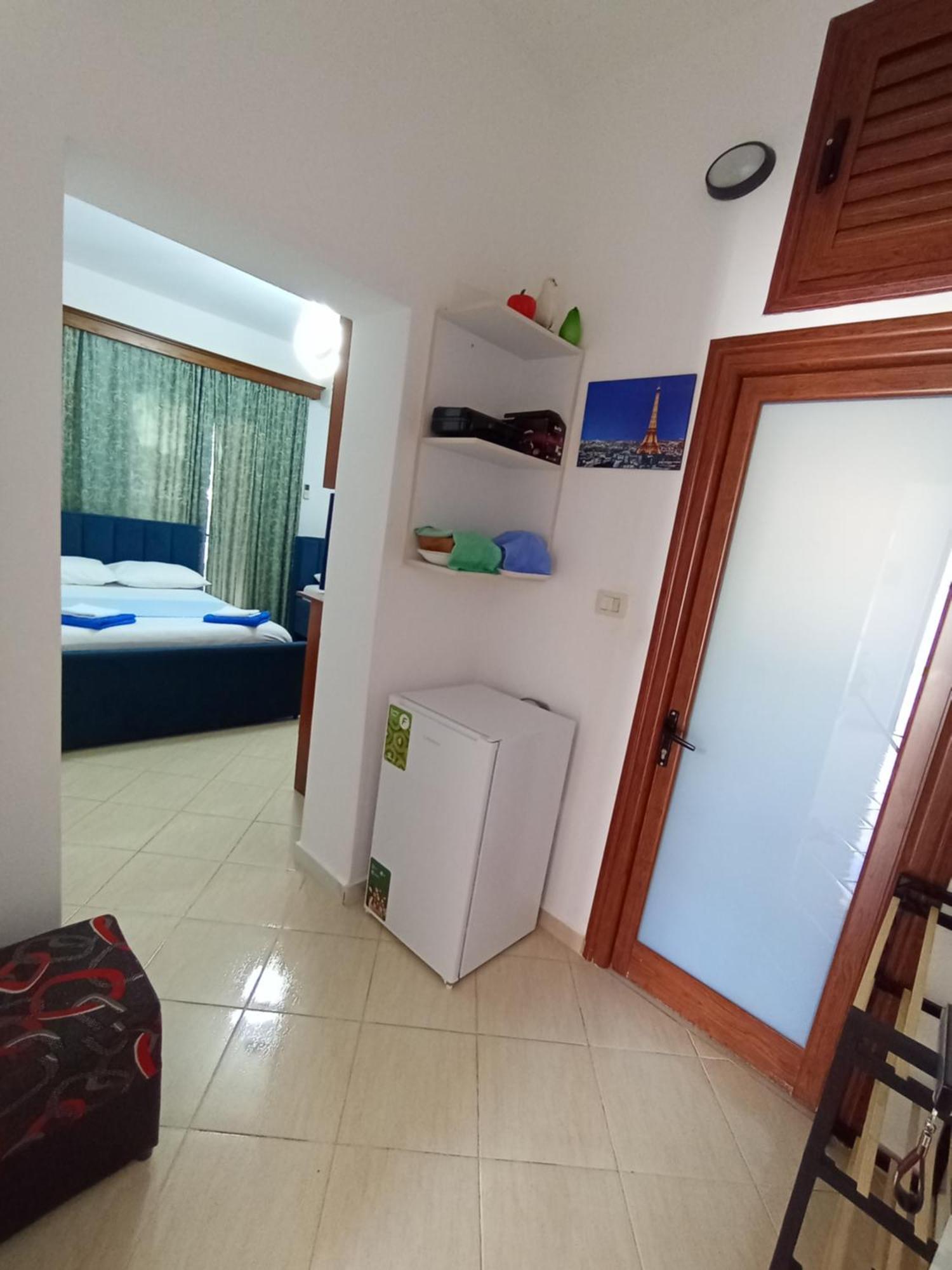 Vila Avni Likometi Ksamil Rum bild